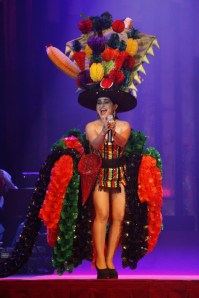 La mejicana Astrid Hadad La mejicana Astrid Hadad