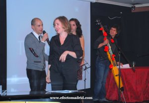 Pilar Rodríguez-Castillos La cantautora uruguaya interpretó dos temas en la fiesta de Efecto Madrid